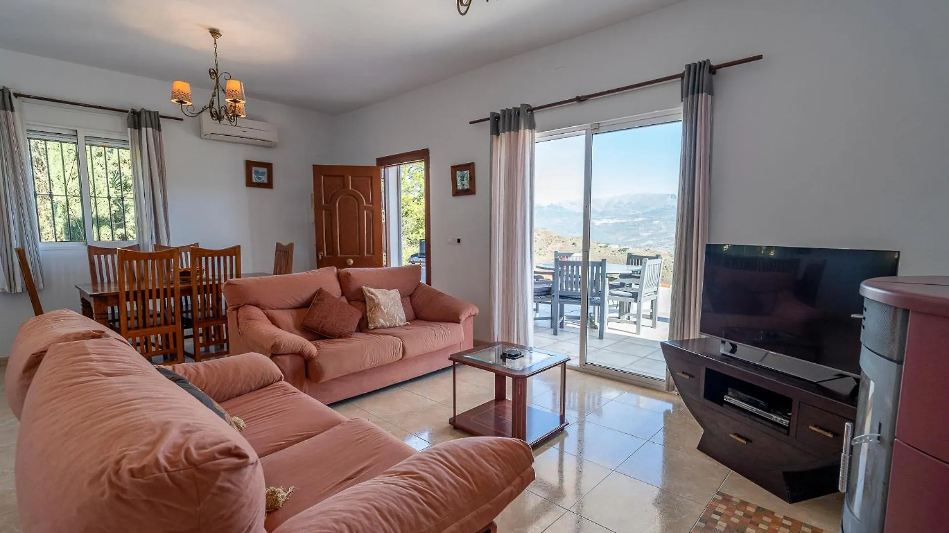 Bravo Spectacular Views Villa Vinuela